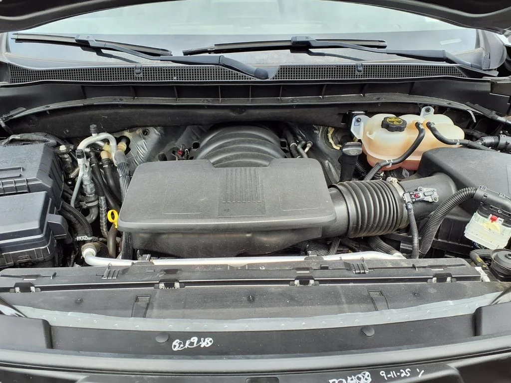 Used 2024 Gray Chevrolet LT image 3