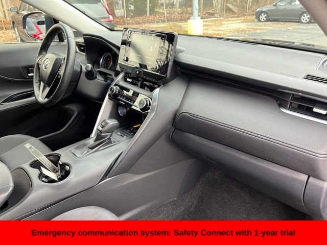 Used 2021  Toyota LE image 34