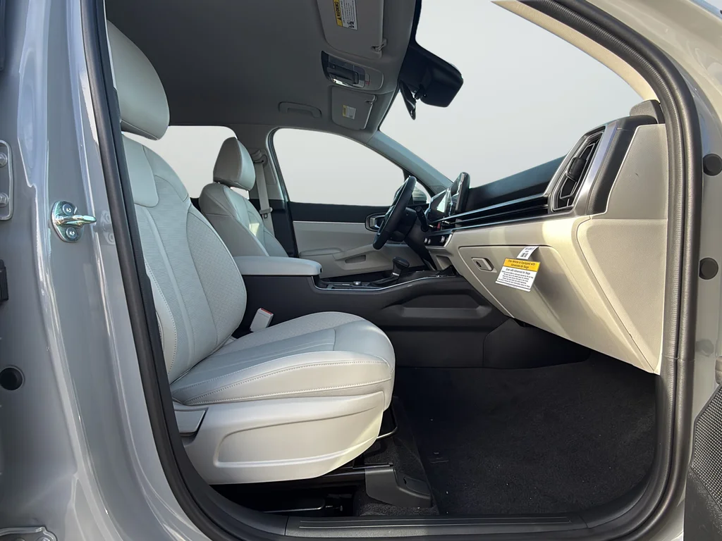 New 2026 Wolf Gray Kia S image 10