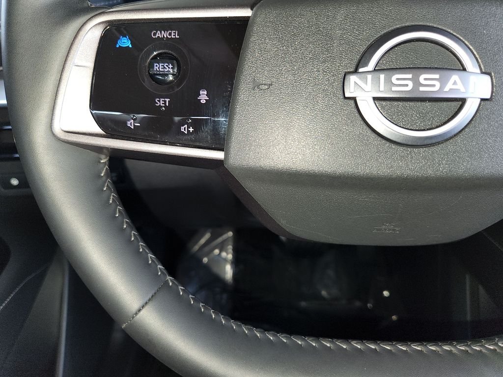 Certified Used 2025 White Nissan SL image 27
