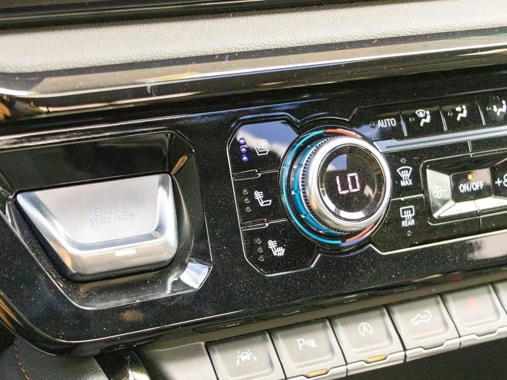 2025 GMC Sierra 1500 AT4 - Photo 54