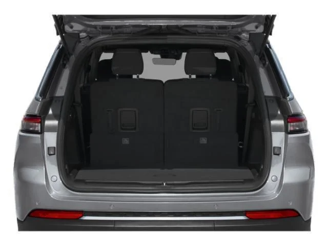 New 2027 Bright White Clearcoat Jeep Laredo X image 10
