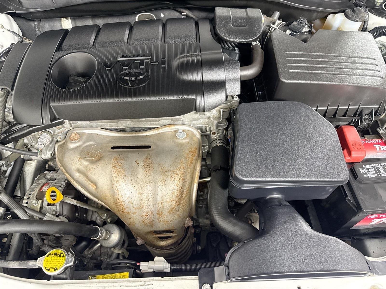Used 2011 Super White Toyota SE image 36