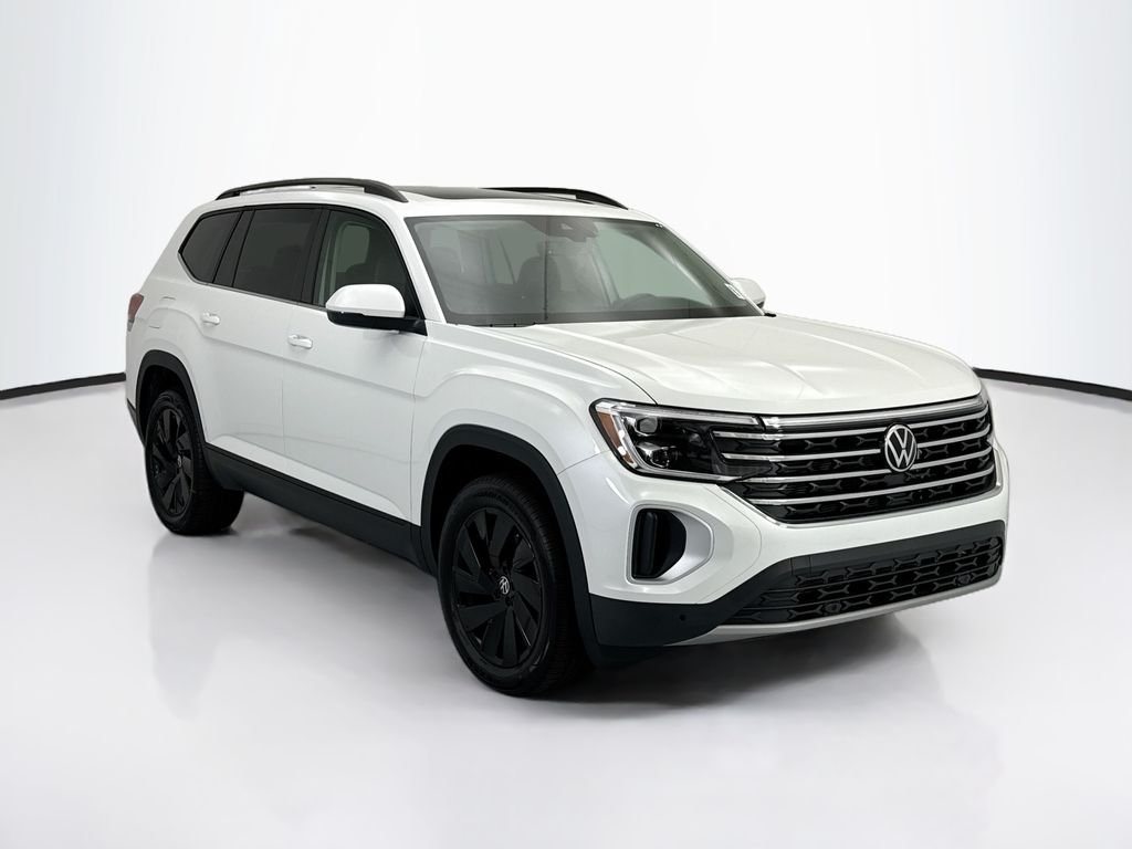 New 2026 Opal White Pearl Volkswagen SE w/Technology image 3