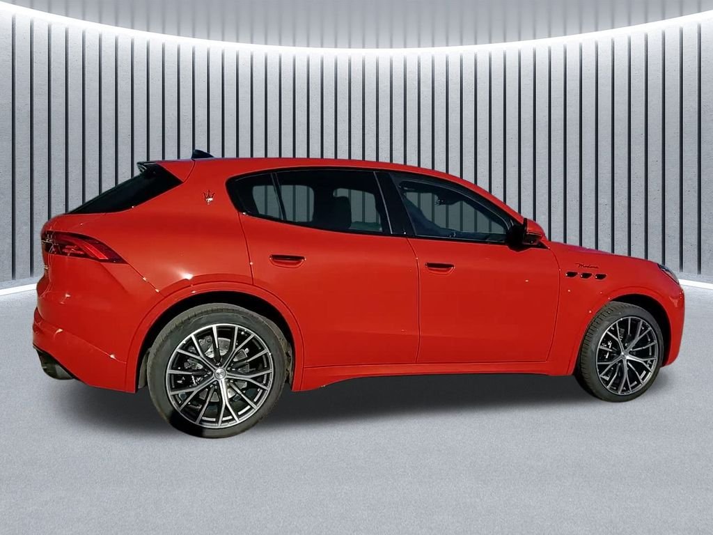 2026 Maserati Grecale Modena V6 - Photo 6