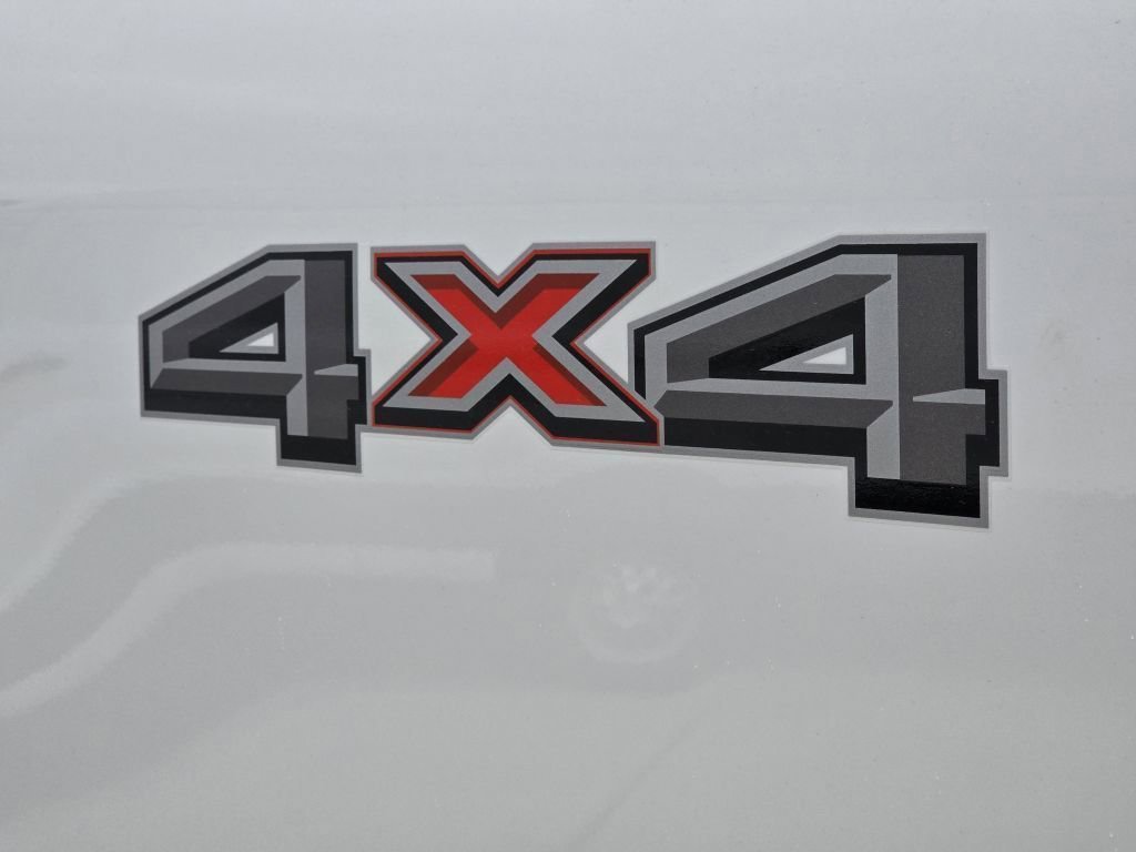 New 2026 Oxford White Ford XL image 24