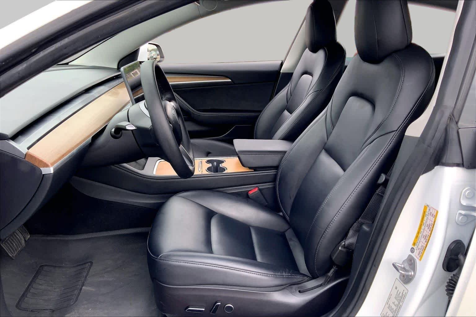 Used 2023 Pearl White Multi-Coat Tesla  image 7