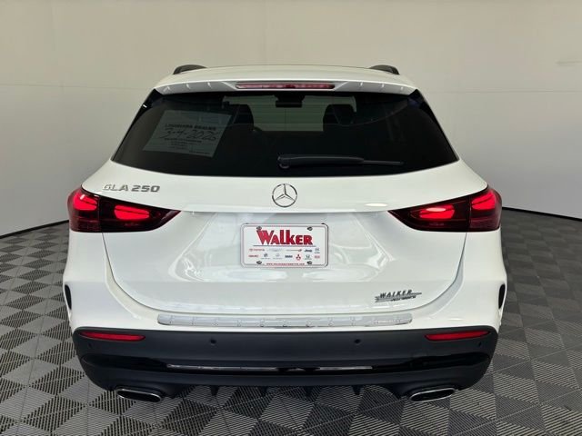 New 2026 White Mercedes-Benz GLA 250 image 6