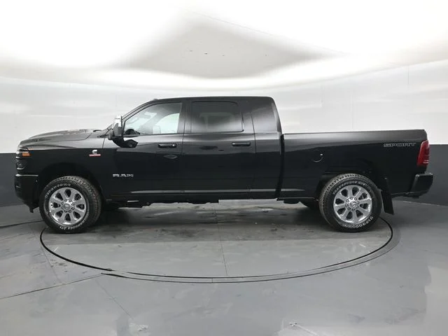 New 2026 Diamond Black Crystal Pearl-Coat Exterior Paint RAM Laramie image 25