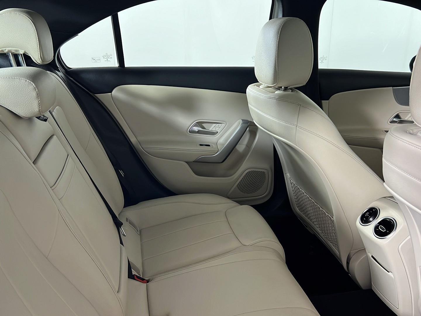 Used 2020 Digital White Pearl Metallic Mercedes-Benz A 220 image 15