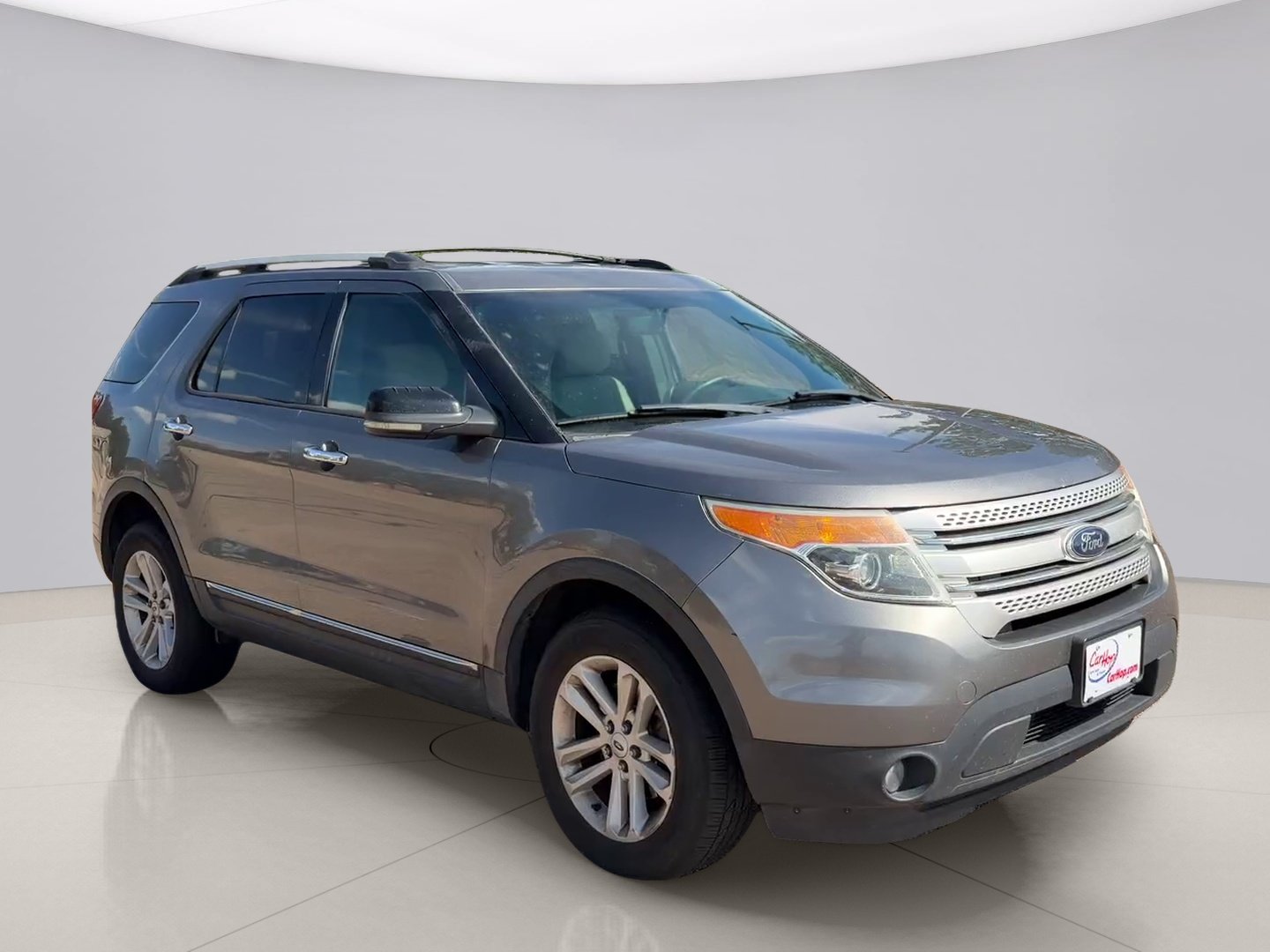 Used 2013 Gray Ford XLT image 3