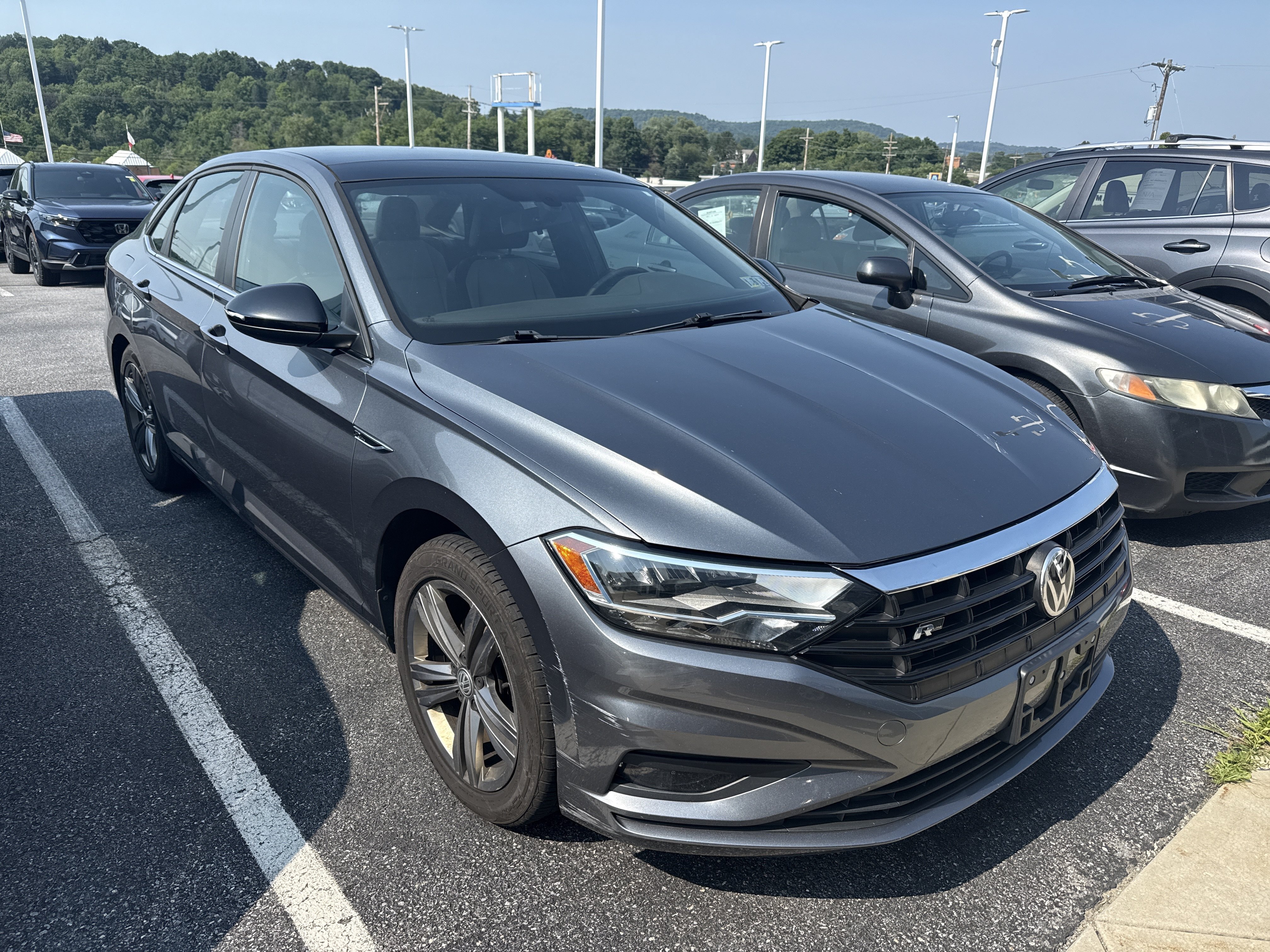 Used 2019 Platinum Gray Metallic Volkswagen R-Line image 1
