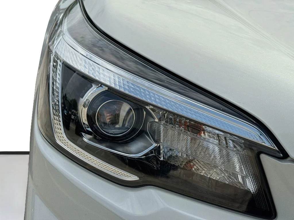 Used 2019 White Subaru Premium image 37