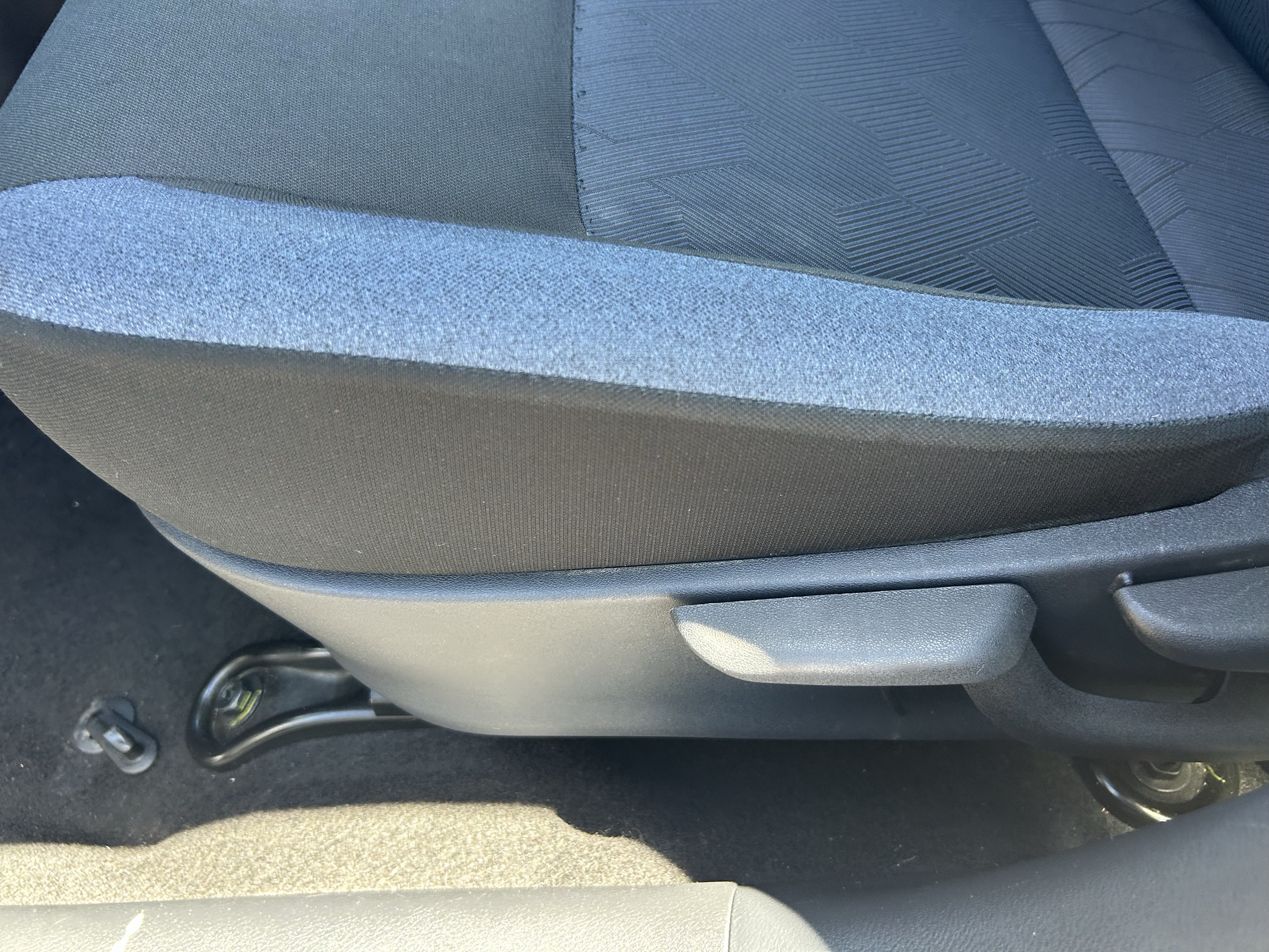 2024 Nissan Versa Sedan SV - Photo 26