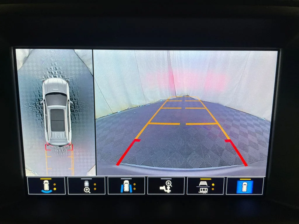 Used 2023 Sterling Metallic GMC SLT image 20