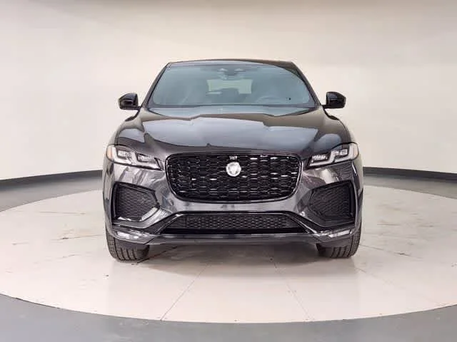 2026 Jaguar F-Pace R-Dynamic S - Photo 9