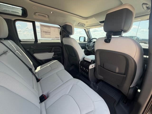 New 2026 Carpathian Grey Land Rover S image 17