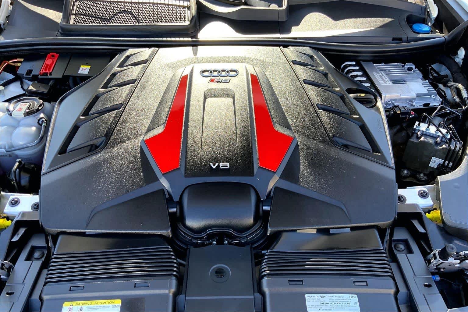 Used 2024 WHITE Audi  image 32