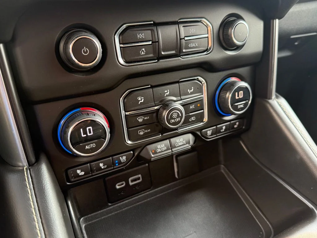Used 2023 Gray Chevrolet Premier image 28