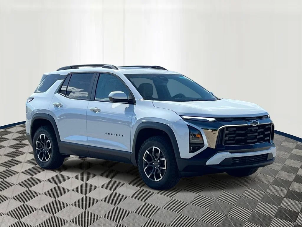 New 2027 Polar White Tricoat Chevrolet ACTIV image 7