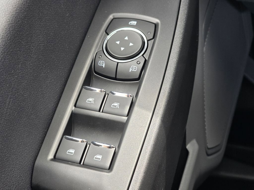 New 2026 Oxford White Ford F-550® XL image 17