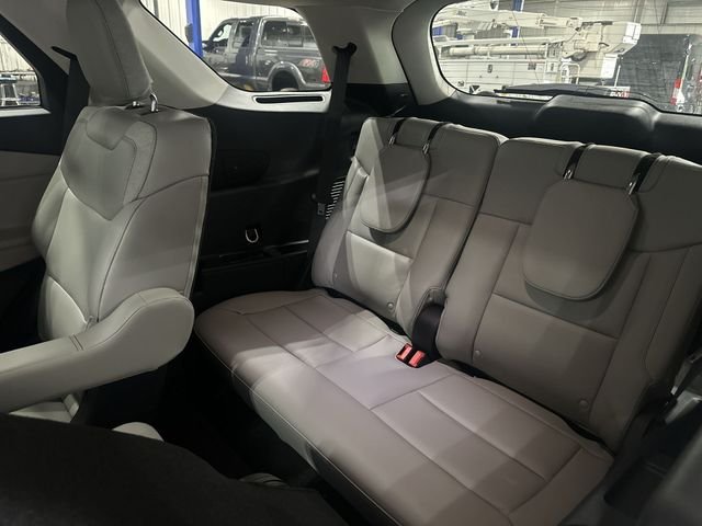 Certified Used 2025 White Metallic Ford Active image 31