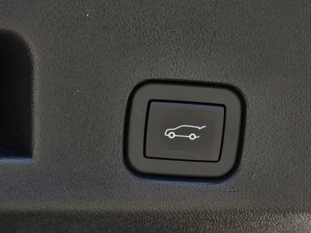 2026 GMC Acadia Elevation - Photo 9