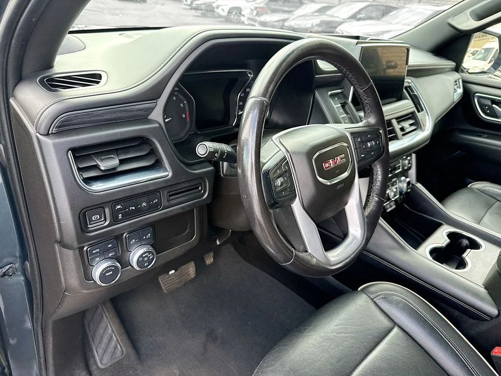 2021 GMC Yukon XL SLT - Photo 10