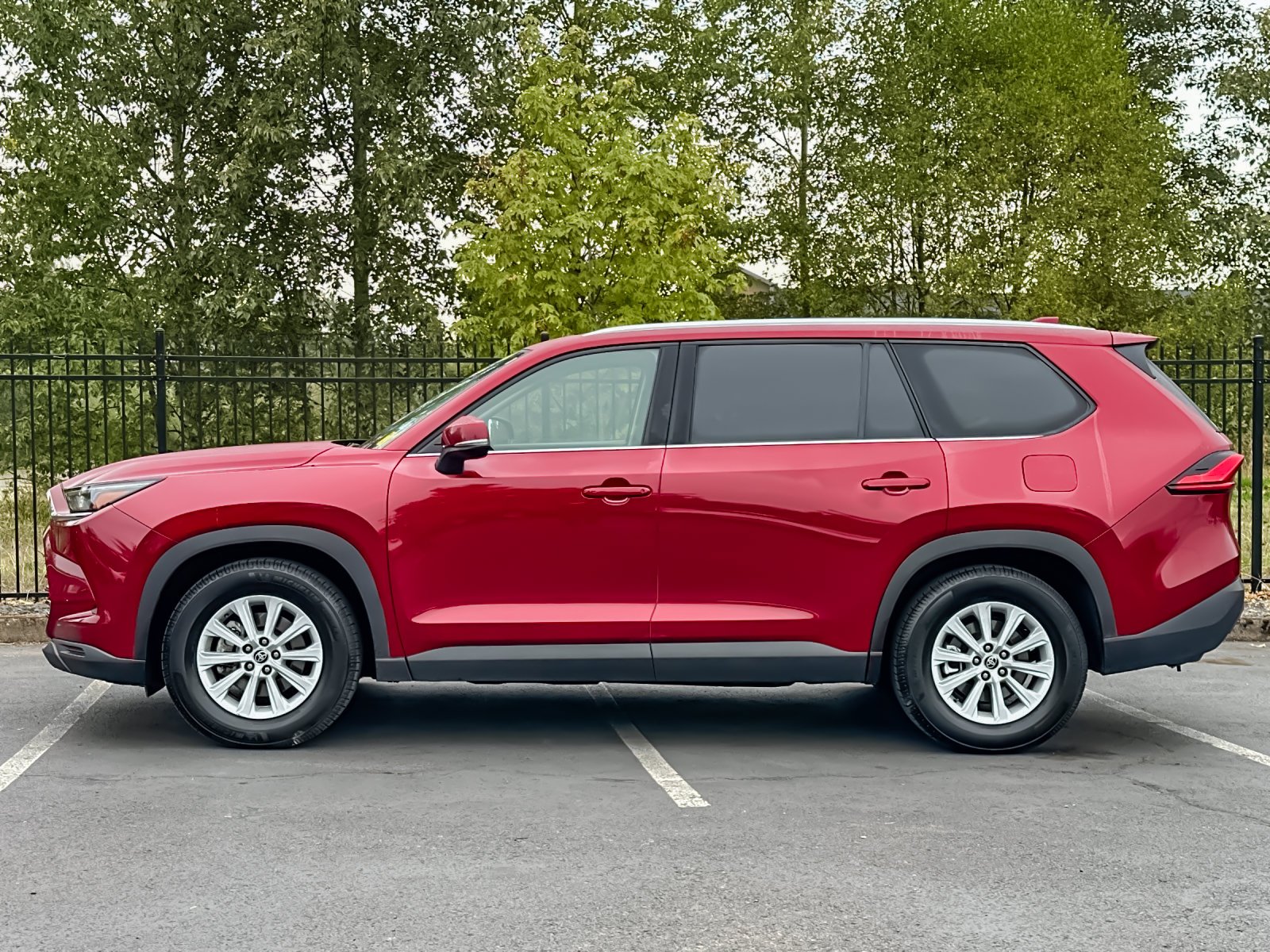 Used 2024 Red Toyota XLE image 6