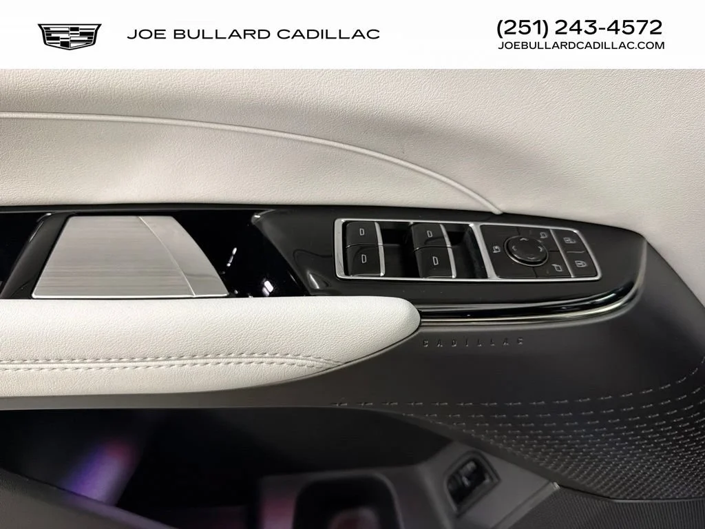 2027 Cadillac LYRIQ Luxury - Photo 13