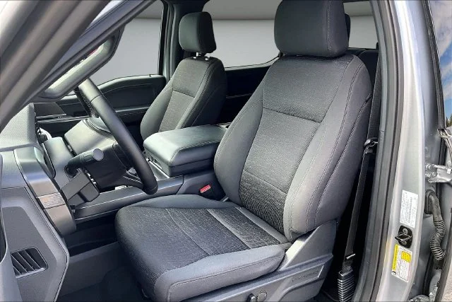 Used 2024 Iconic Silver Metallic Ford XLT image 22