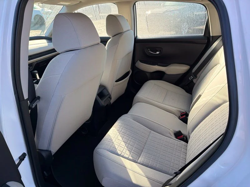 Used 2024  Honda LX image 11