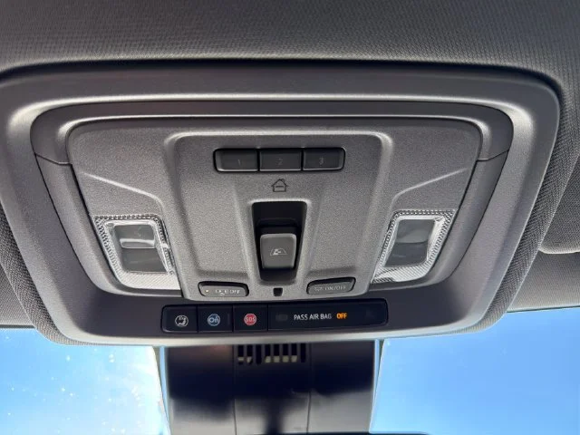 Used 2026 Summit White Chevrolet LTZ image 29