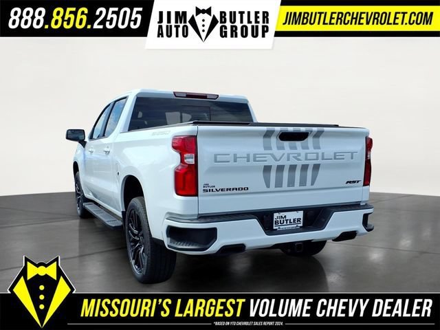 New 2026 Summit White Chevrolet RST image 2