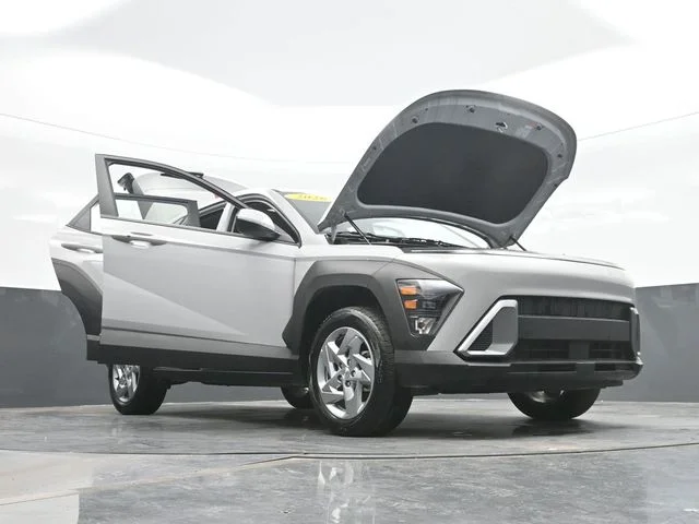 Used 2026 Gray Hyundai SE image 32