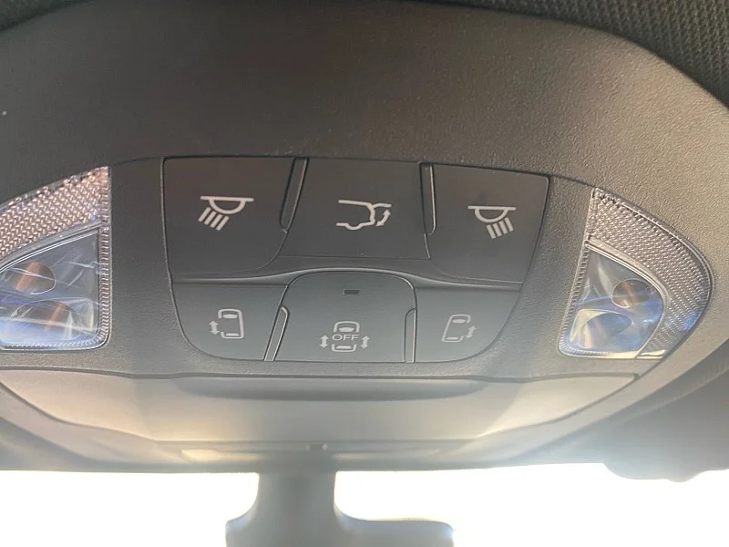 2026 Chrysler Pacifica Select - Photo 19
