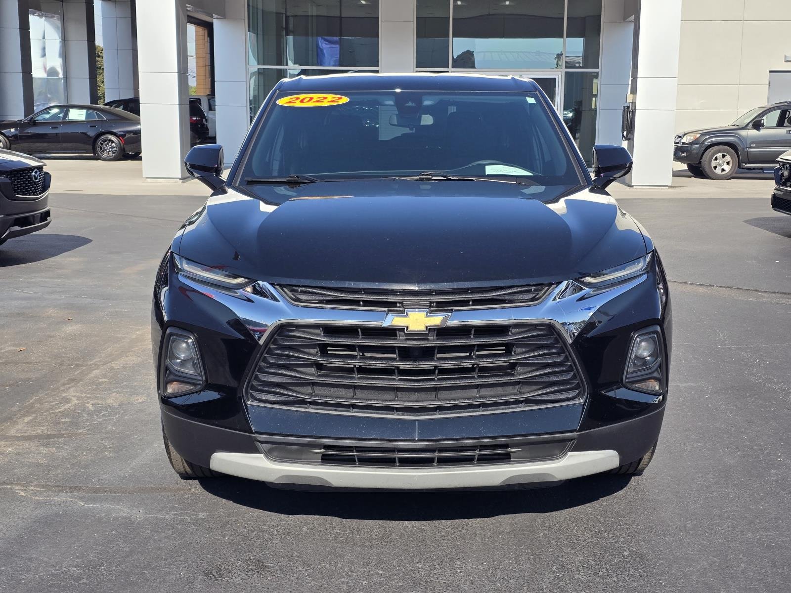 Used 2022 BLACK Chevrolet LT image 2
