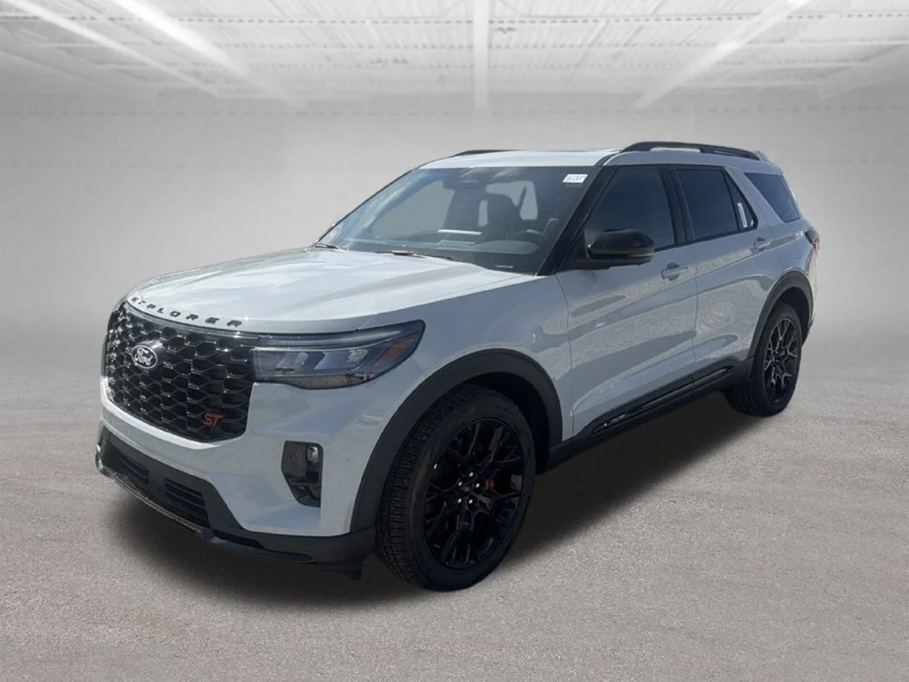 New 2027 Avalanche Gray Ford ST image 3