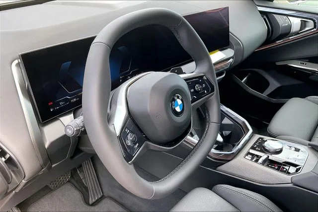 2026 BMW X3 30 - Photo 13