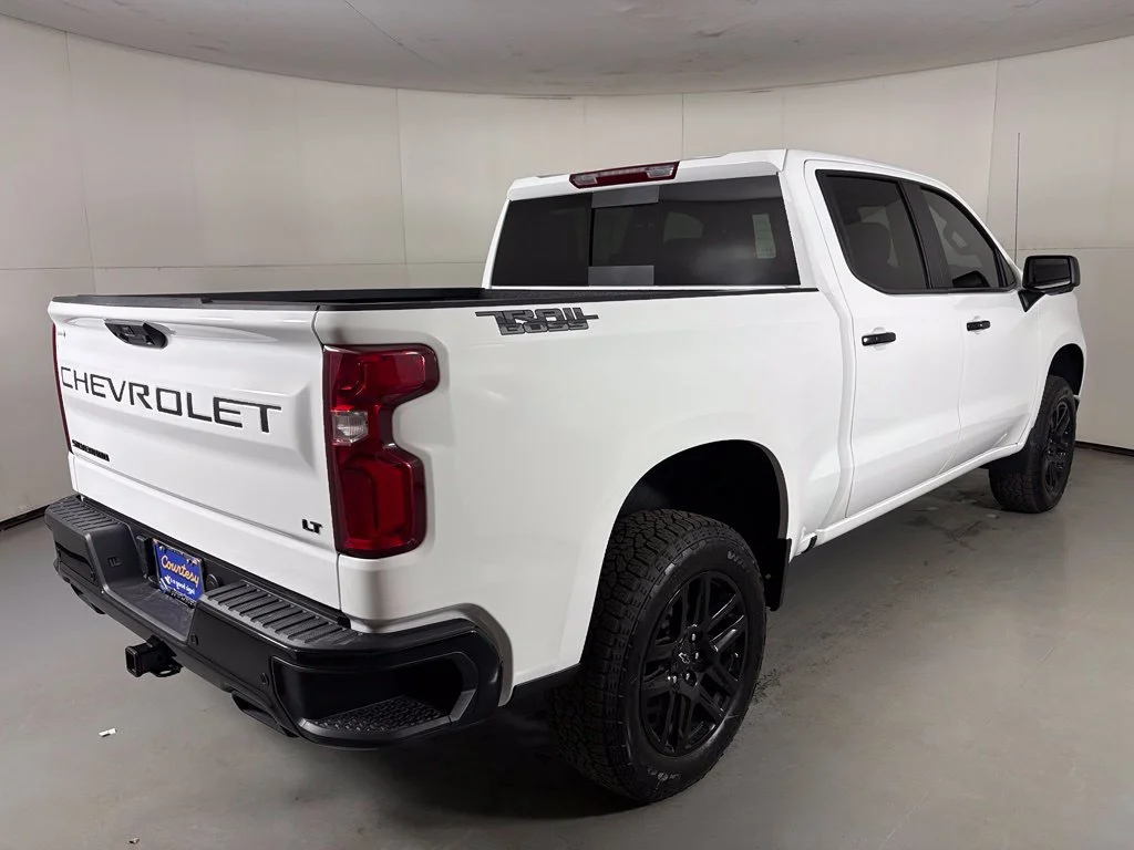 New 2026 Summit White Chevrolet LT Trail Boss image 10