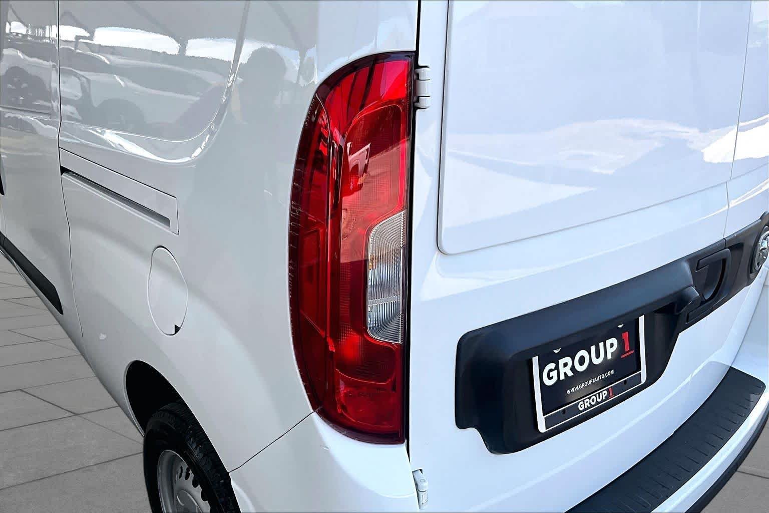 Used 2022 Bright White Ram Tradesman image 26