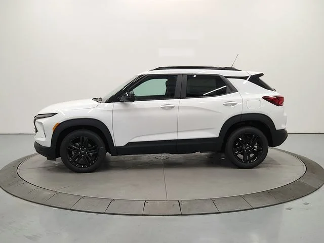New 2026 White Chevrolet LT image 5