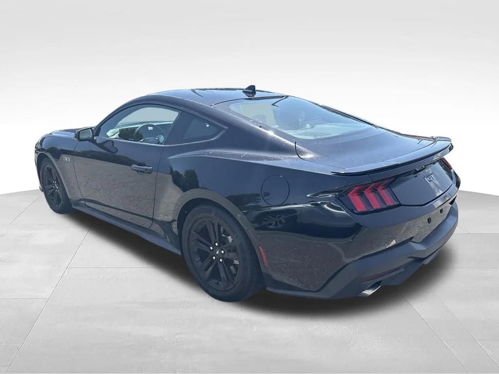 Used 2025 Black Ford GT image 3
