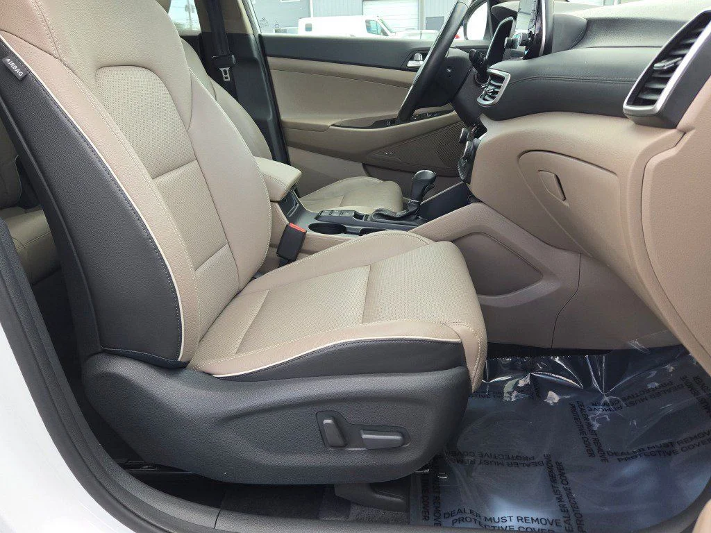 Used 2019 White Hyundai Ultimate image 6