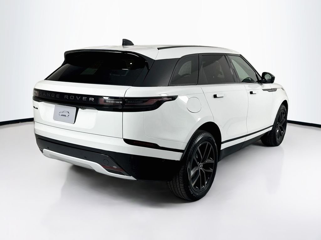 Used 2026 Fuji White Land Rover P250 Base image 5