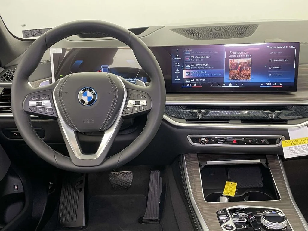 2026 BMW X5 50e - Photo 21