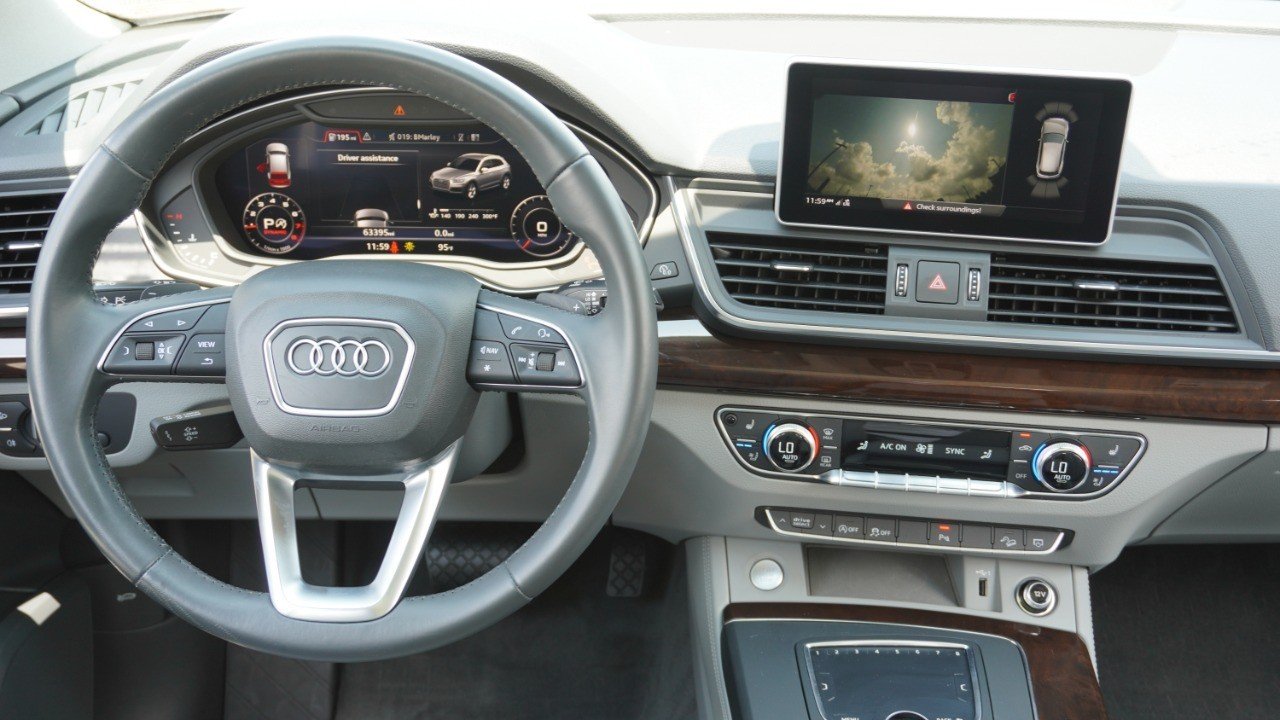 Used 2019 Silver Audi Premium Plus image 30