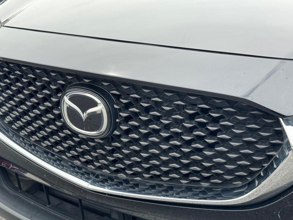 Used 2023 JET BLACK MICA MAZDA SELECT image 31