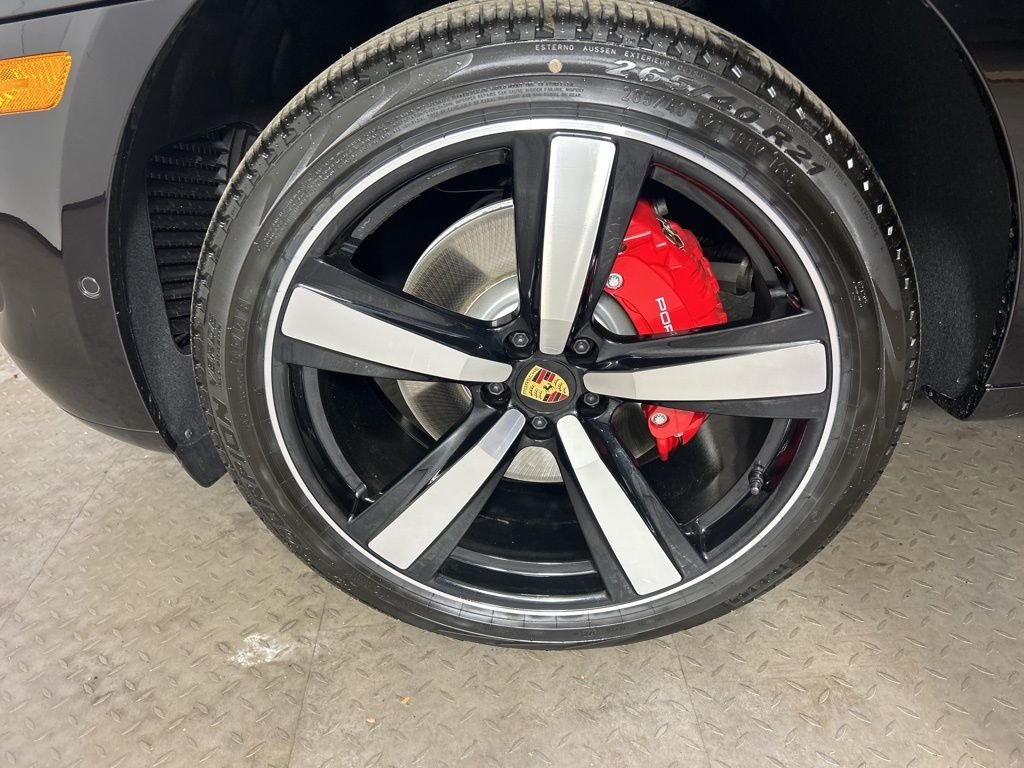 2026 Porsche Macan S - Photo 12