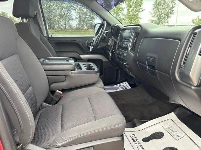 Used 2018 CAJUN RED TINTCOAT Chevrolet LT image 37